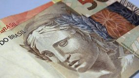 Brasileiro mantém tabus na relação com as próprias finanças