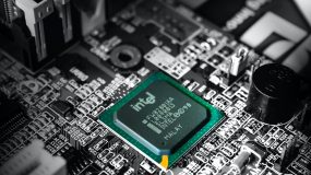Com disputa entre EUA e China, indústria de chips se reorganiza