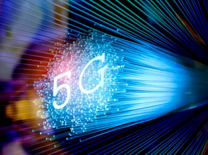 cabos de fibra ótica formam o símbolo 5G