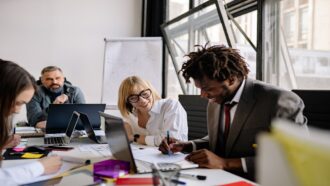 Como as grandes empresas podem apoiar os inovadores