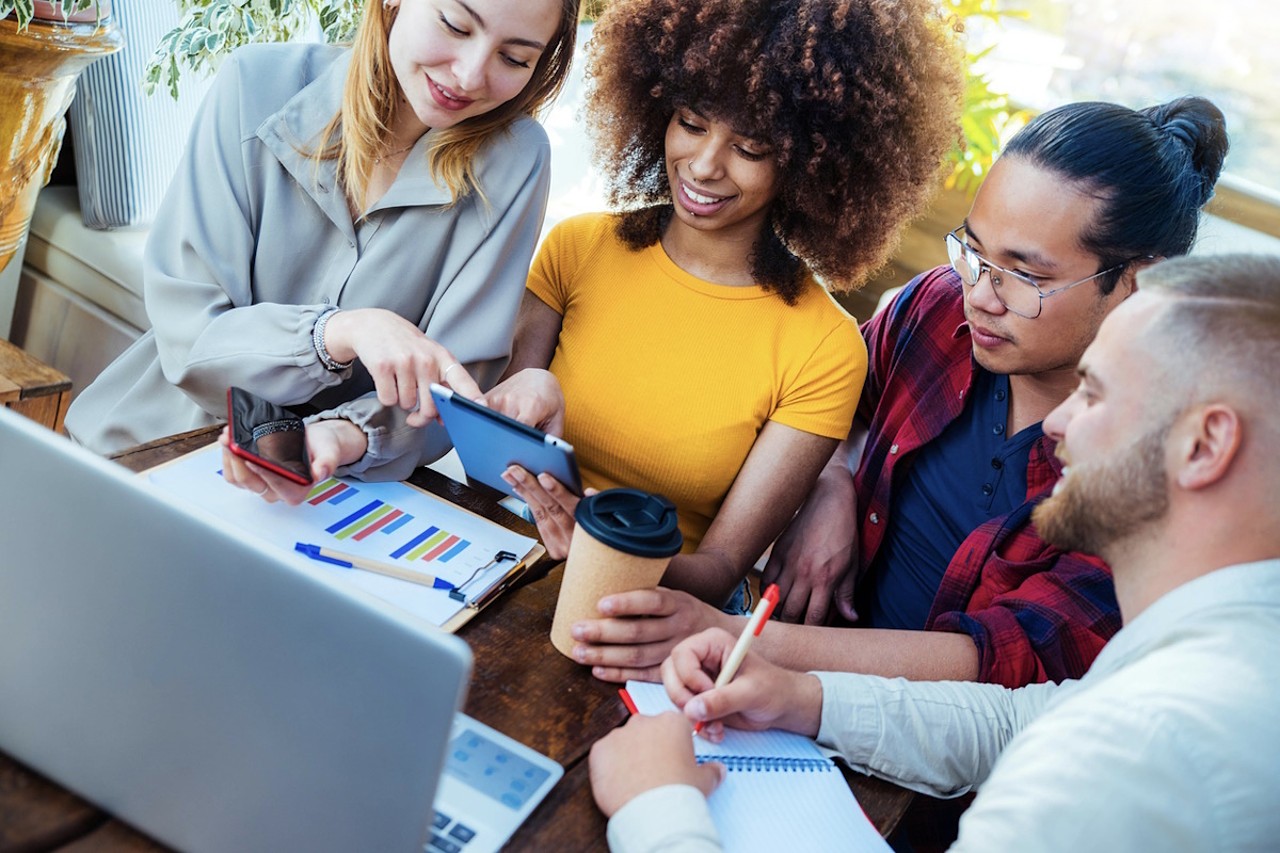 Geração Z no trabalho: Por que jovens estão sendo demitidos rápido?