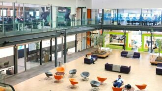 Brasil sente retração, mas IA abre caminho para hubs de startups como Recife e Florianópolis