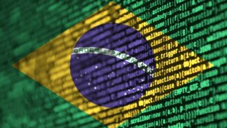Brasil volta ao Top 10 global em TI com foco em software, nuvem e IA