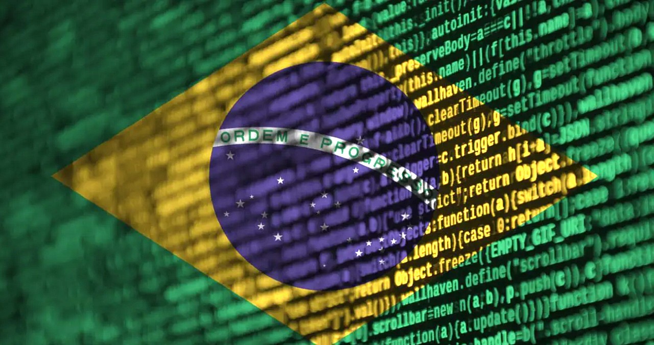 Brasil volta ao top 10 global em TI com foco em software, nuvem e IA