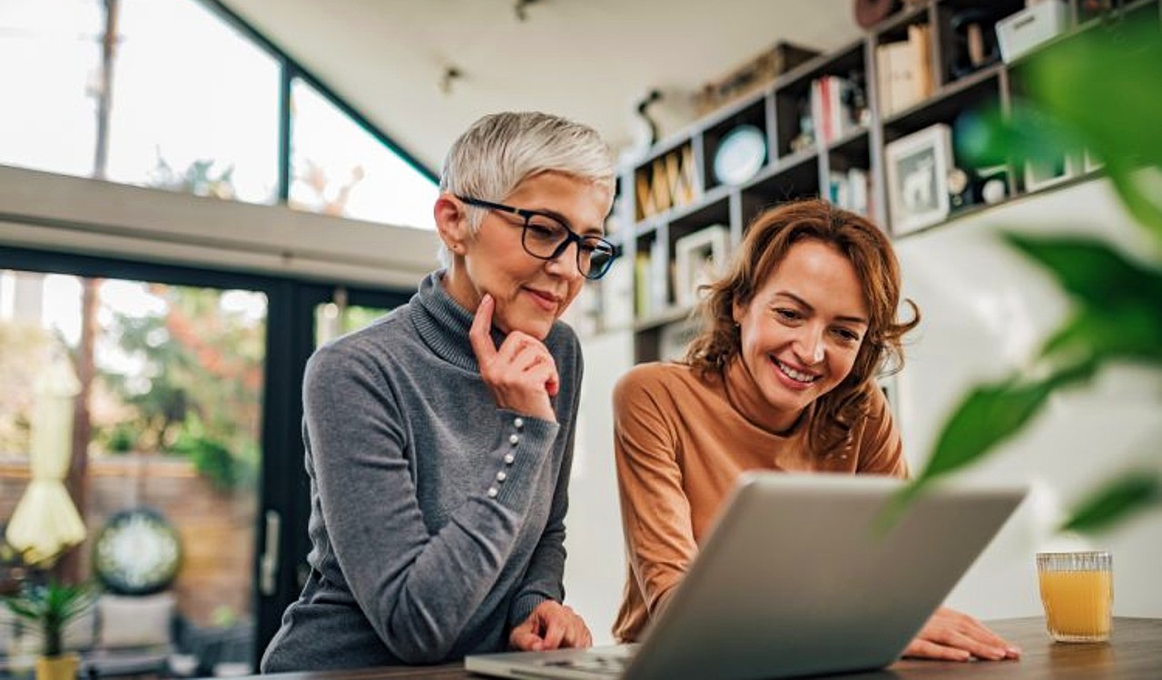 Do upskilling à mentoria: o papel da IA no redesenho do trabalho