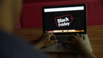 Black Friday 2025: como IA e creators mudam a jornada de compra