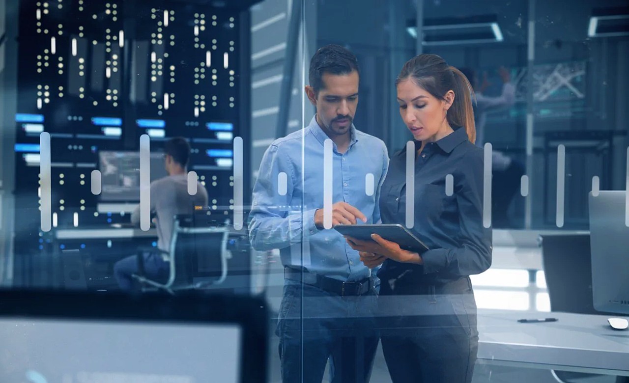 Do hype ao humano: o que sua empresa precisa entender sobre futuro da IA no trabalho