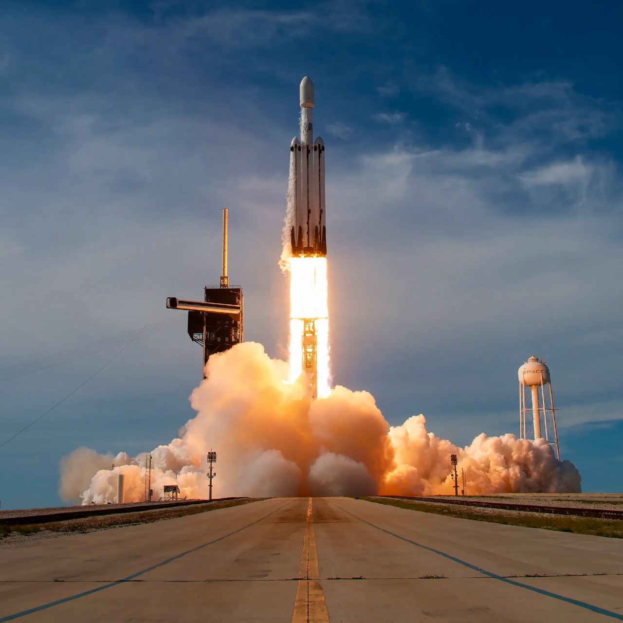 Crise no lançamento de satélites: por que o mercado nunca lançou tanto e nunca esteve tão apertado