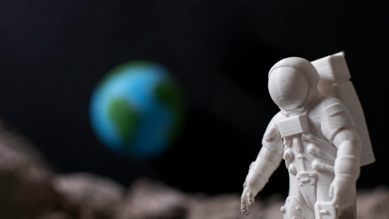 Space tech vira aposta bilionária: por que o capital migrou para o espaço