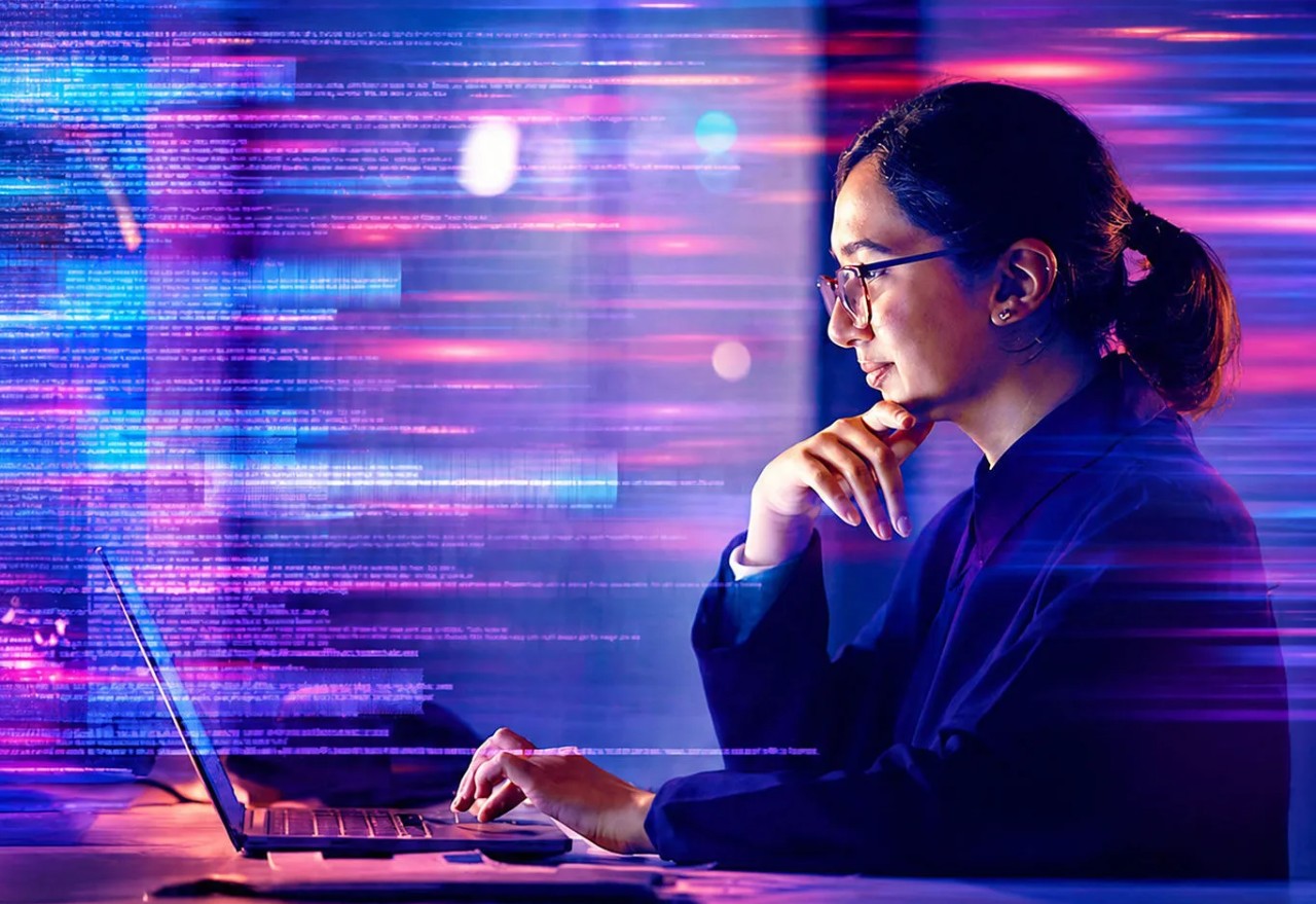 Todos usam IA, quase ninguém sabe liderar com ela, aponta Global Leadership Forecast 2027